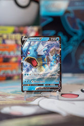 Gyarados V (EVS 028)