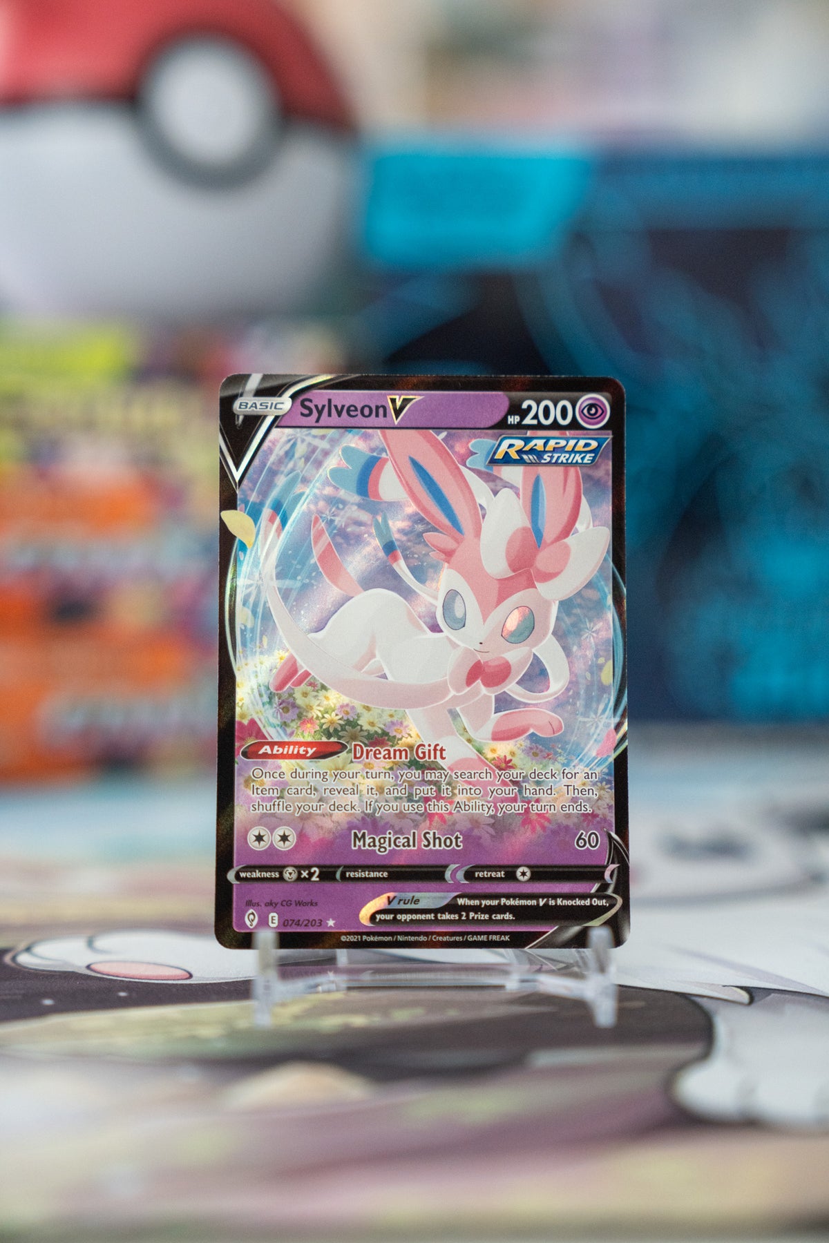 Sylveon V (EVS 074)
