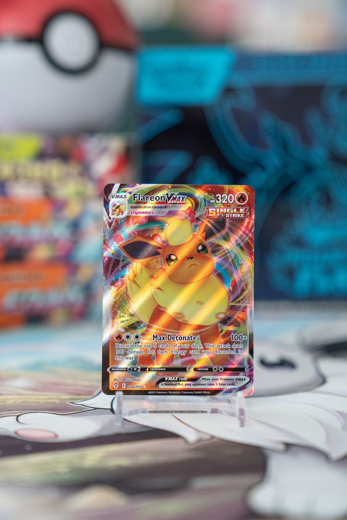 Flareon VMAX (EVS 018)